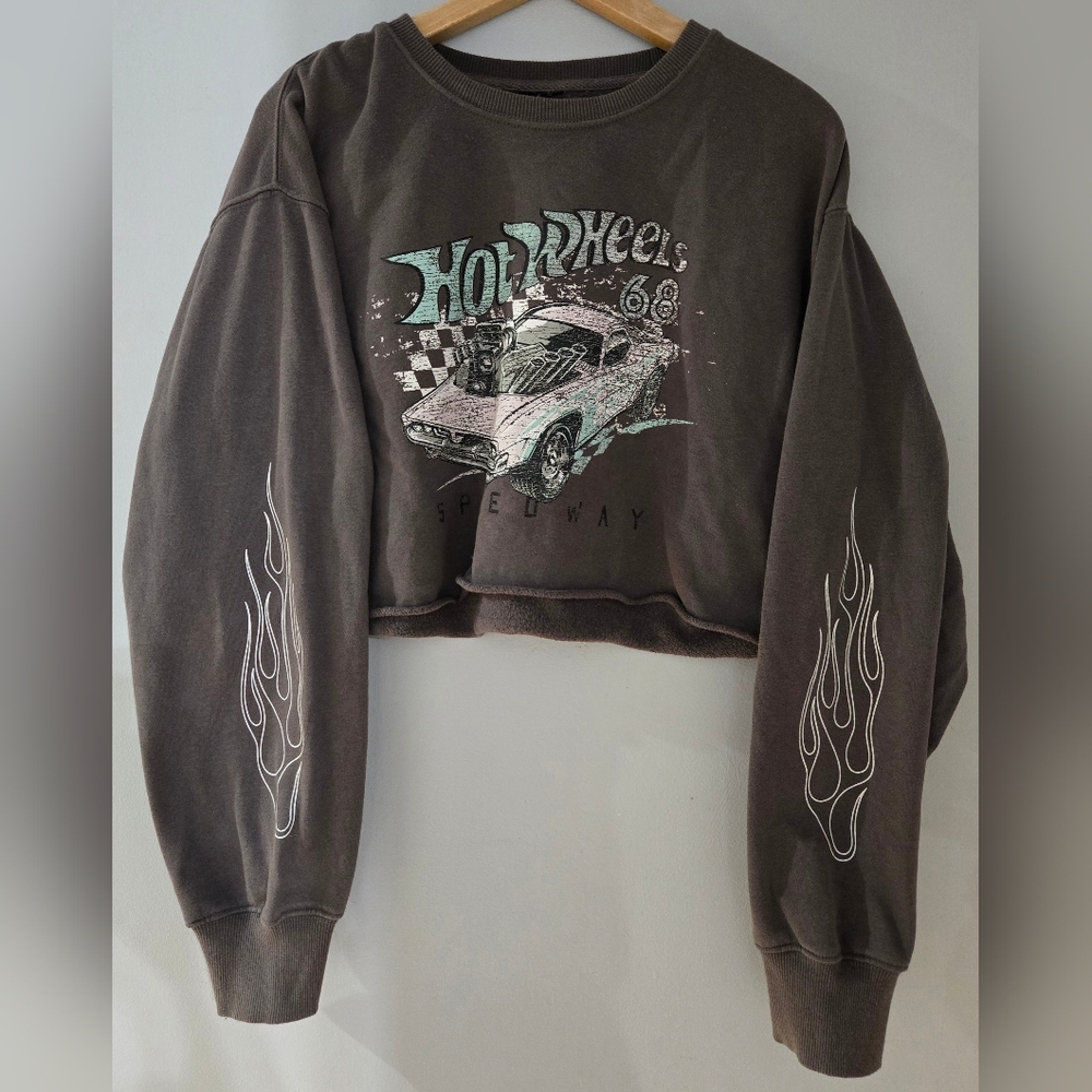 Hot Wheels cropped sweater, M